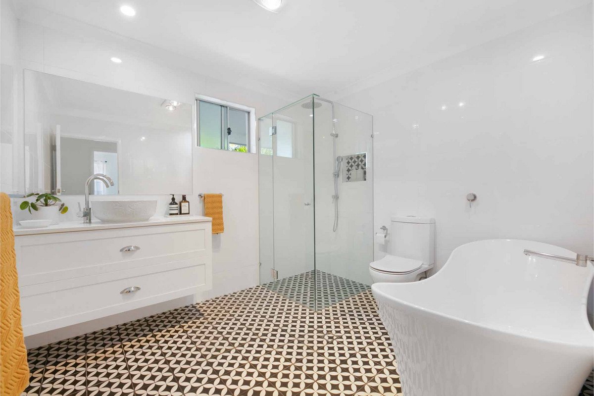 47 Mountain View Avenue Miami 21