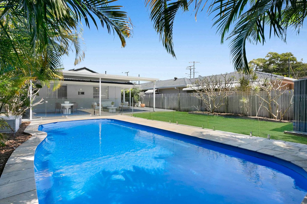 47 Mountain View Avenue Miami 26