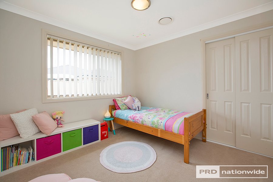 47 Nowland Crescent TAMWORTH 17