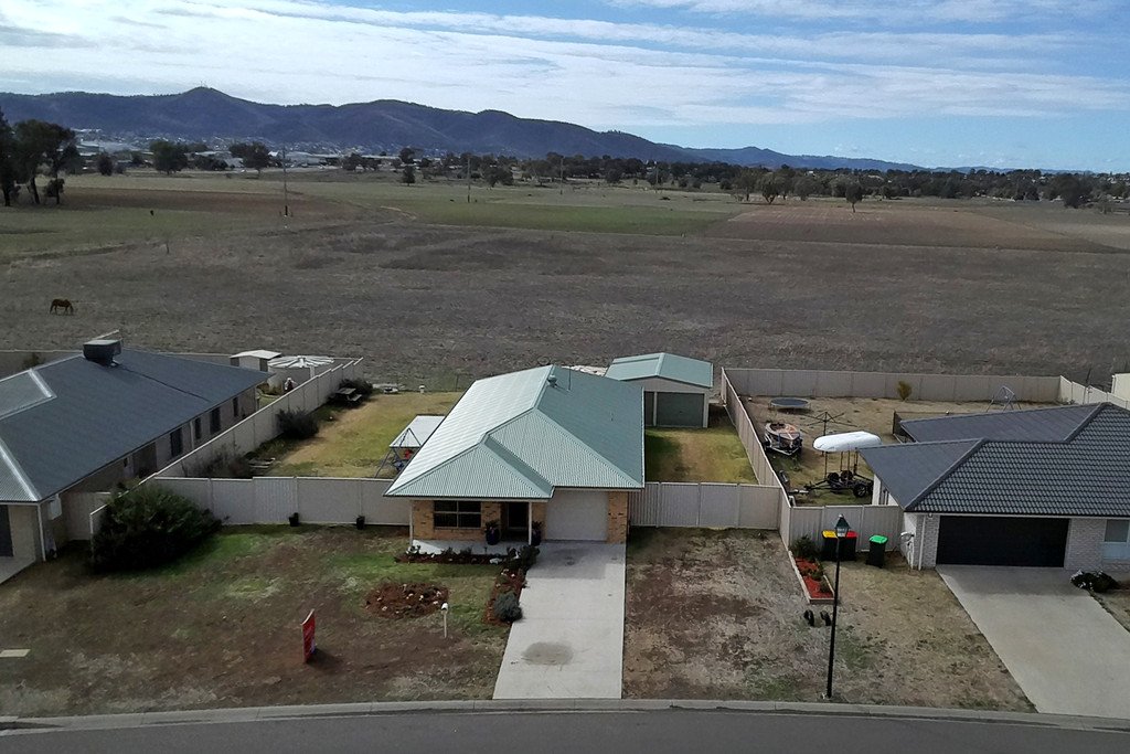 47 Nowland Crescent TAMWORTH 21