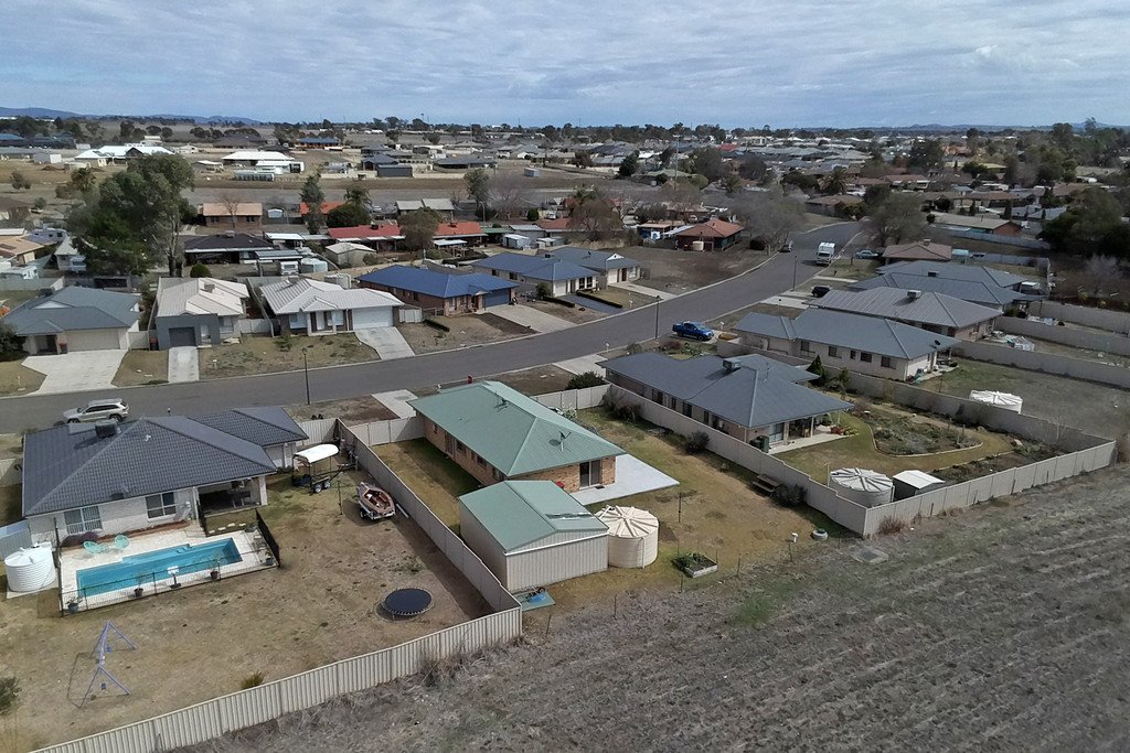 47 Nowland Crescent TAMWORTH 25