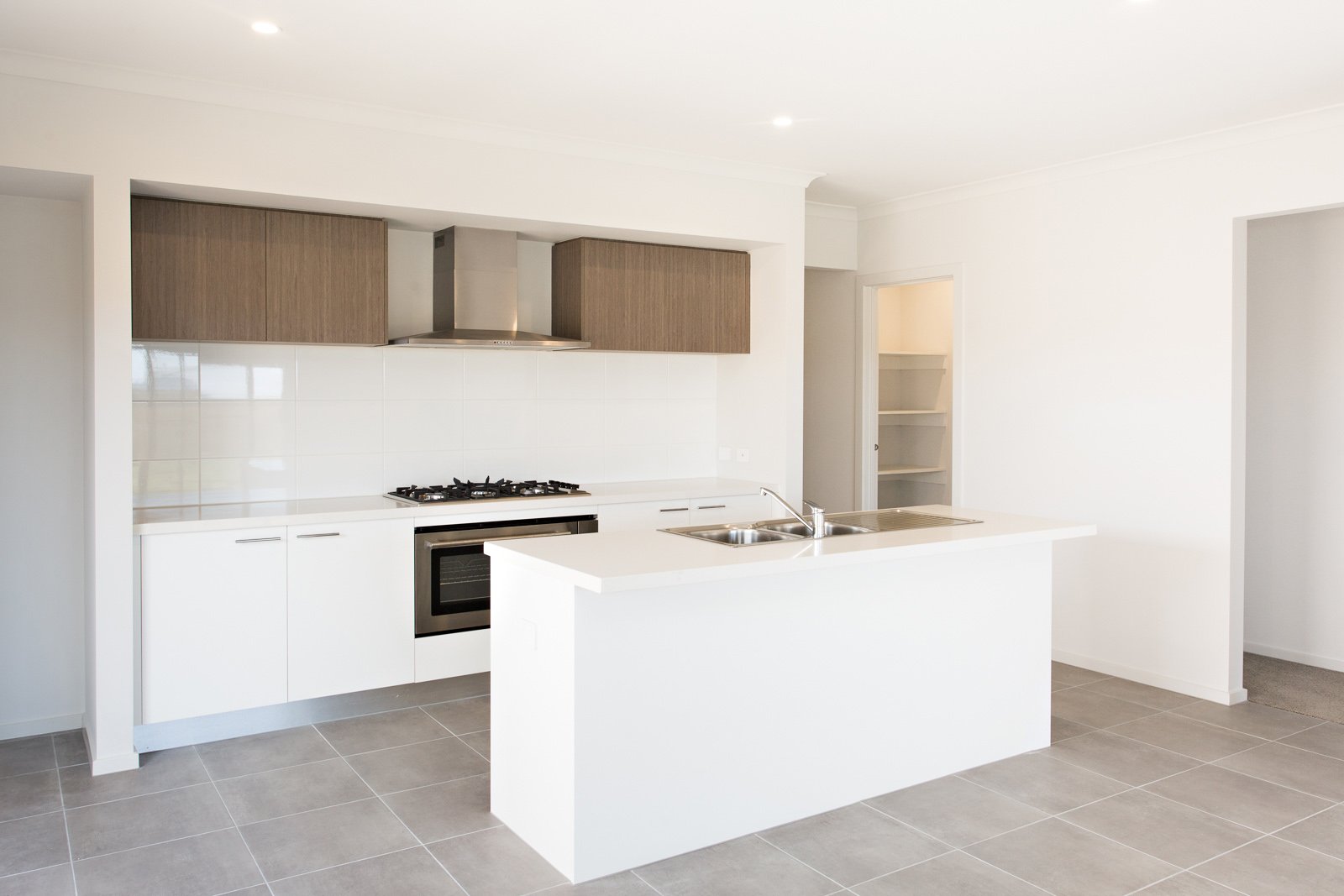 Gallery: 47 Presentation Boulevard