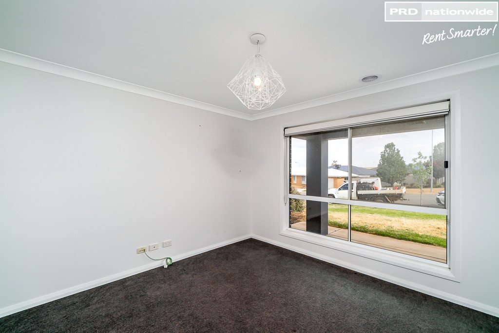 47 Rainbow Drive ESTELLA 1