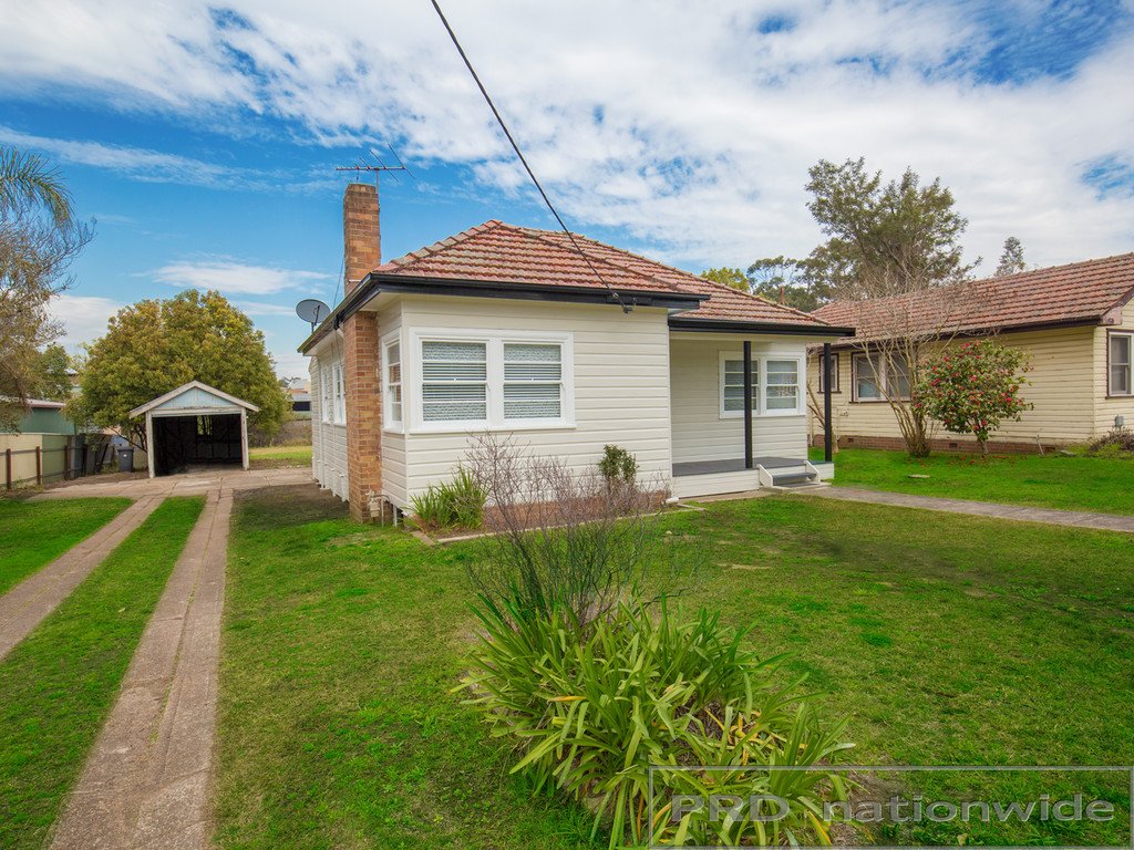 47 Raymond Terrace Road EAST MAITLAND 1