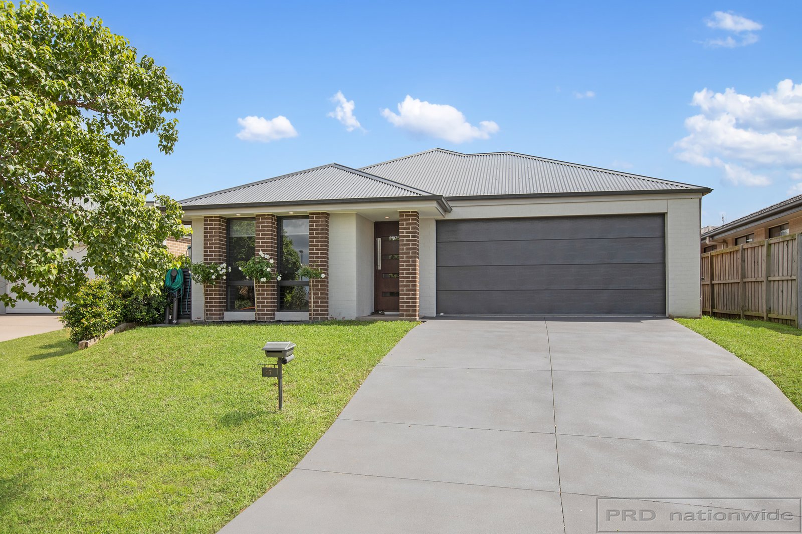 47 Redgum Circuit ABERGLASSLYN 1