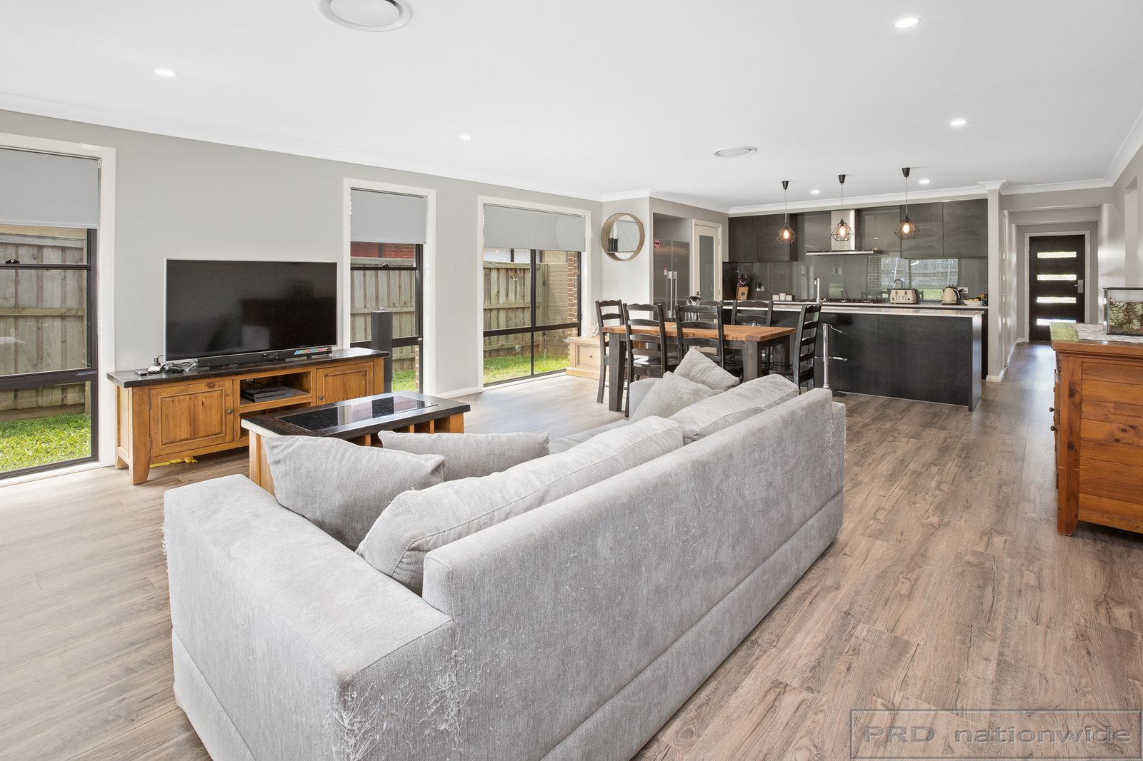 47 Redgum Circuit ABERGLASSLYN 9