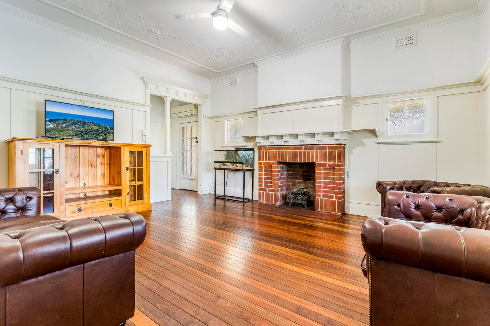 47 Richmond Street CASINO 5