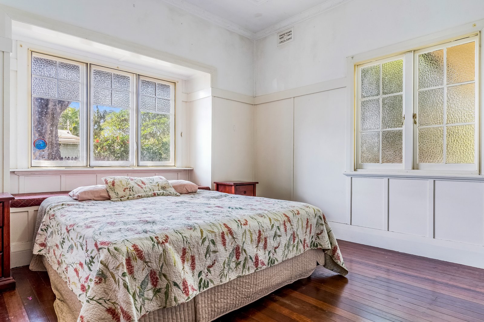 47 Richmond Street CASINO 7