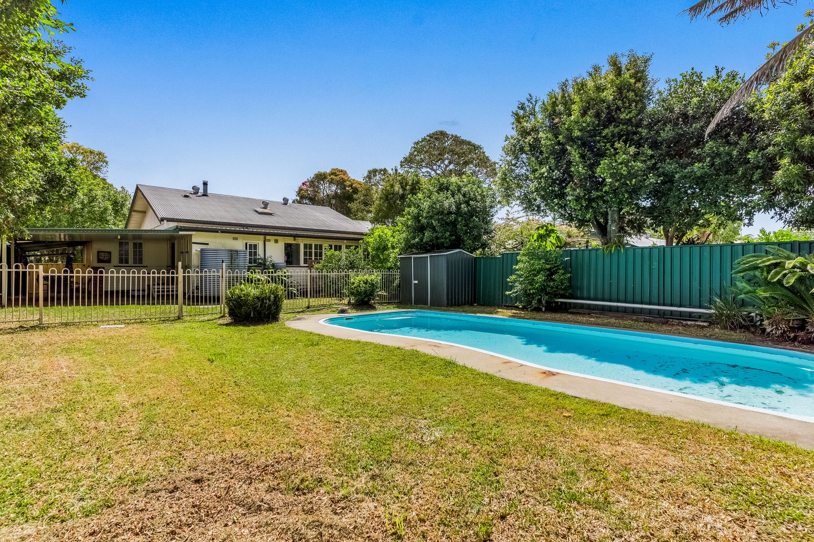 47 Richmond Street CASINO 18