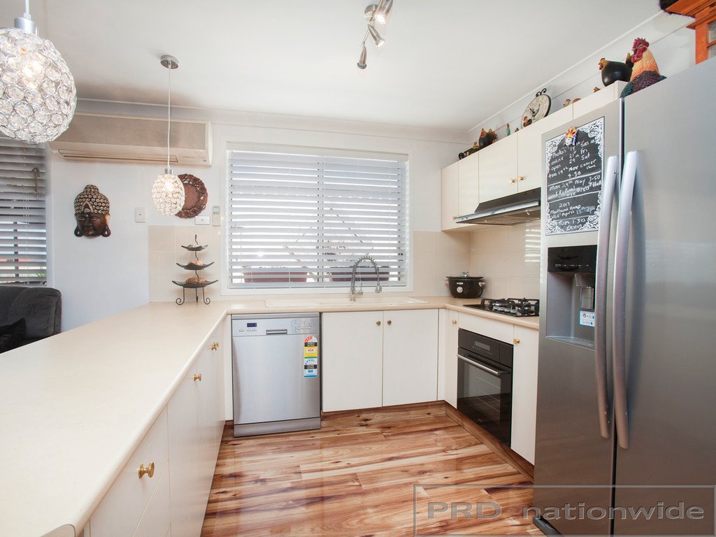 47 Royal Oak Avenue THORNTON 7