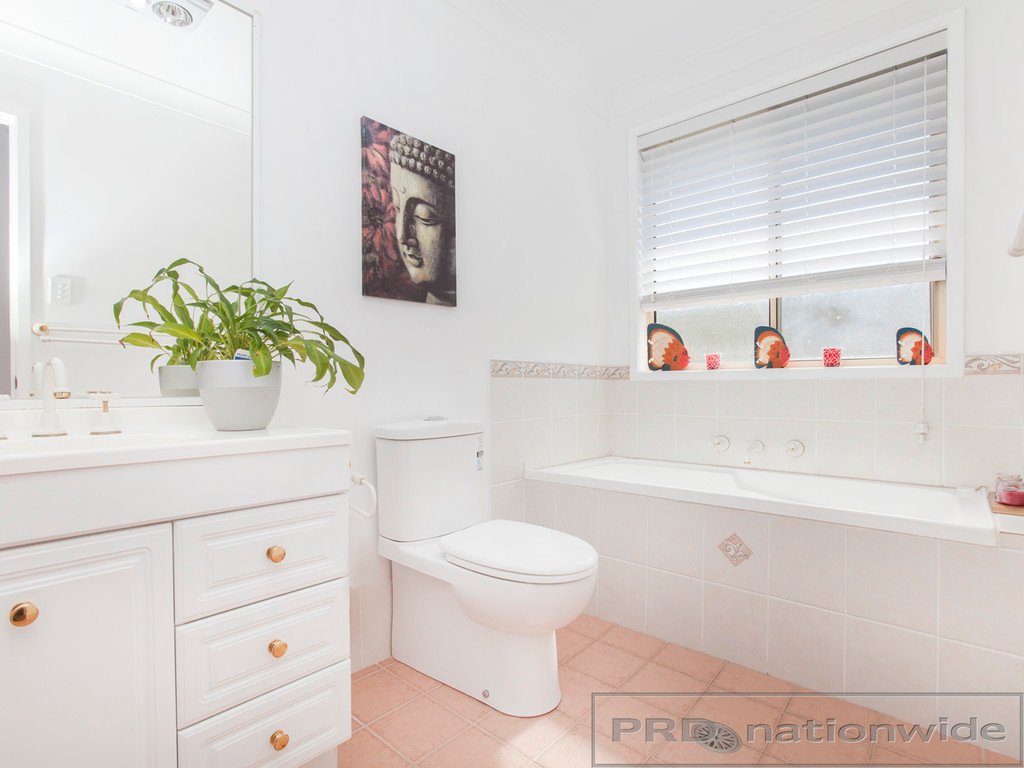 47 Royal Oak Avenue THORNTON 20