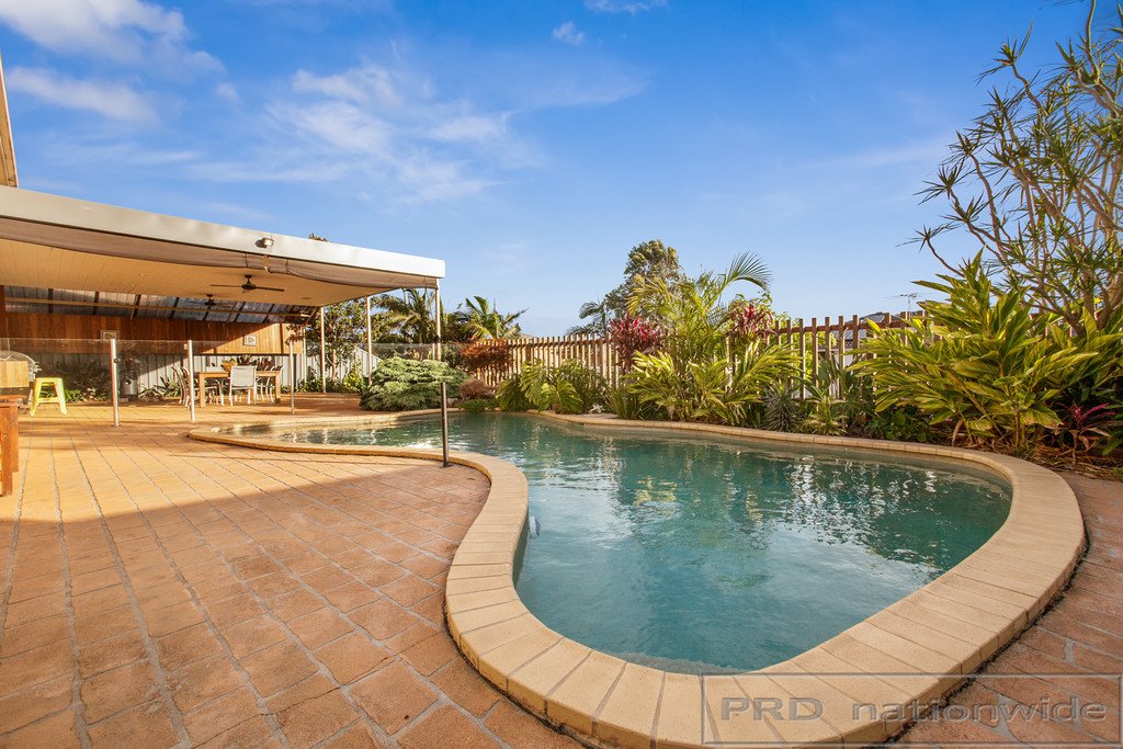 47 Somerset Drive THORNTON 12