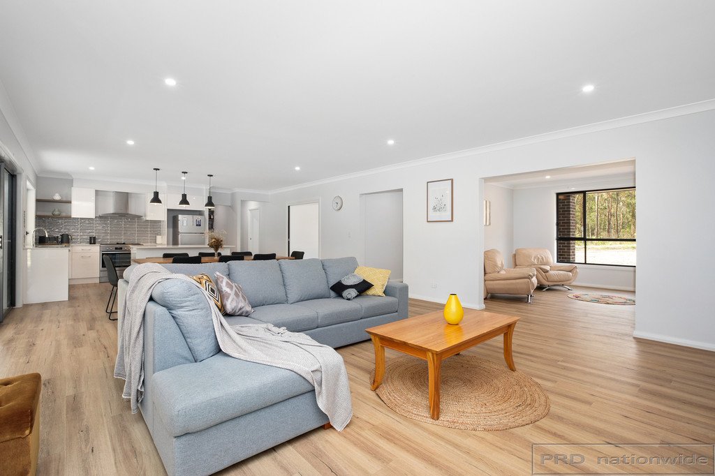 47 Timbertop Road GLEN OAK 5