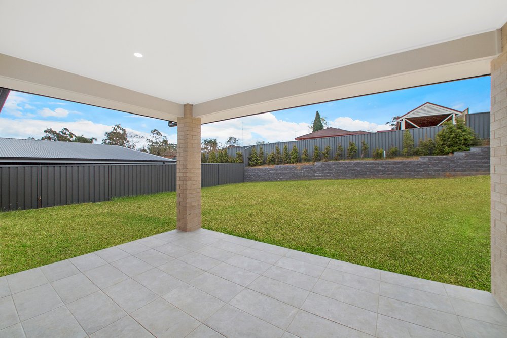 47 Tournament Street RUTHERFORD 17