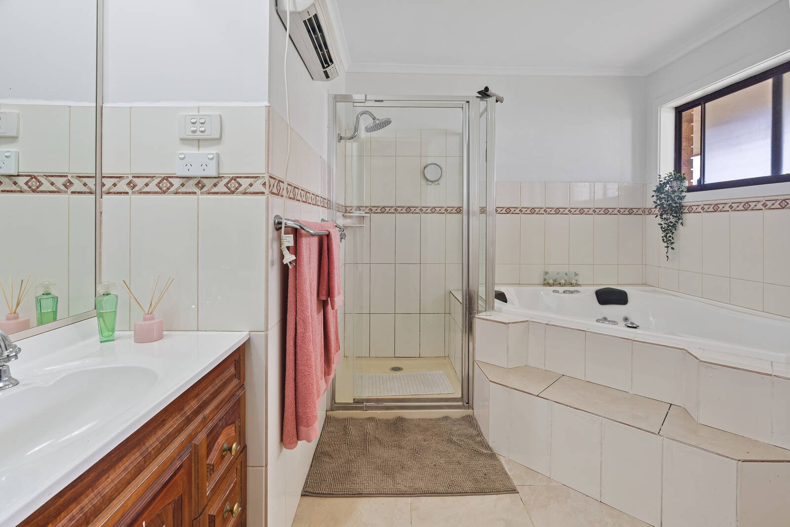 Real Estate and Property in 47 Trentham Road, Tylden, VIC