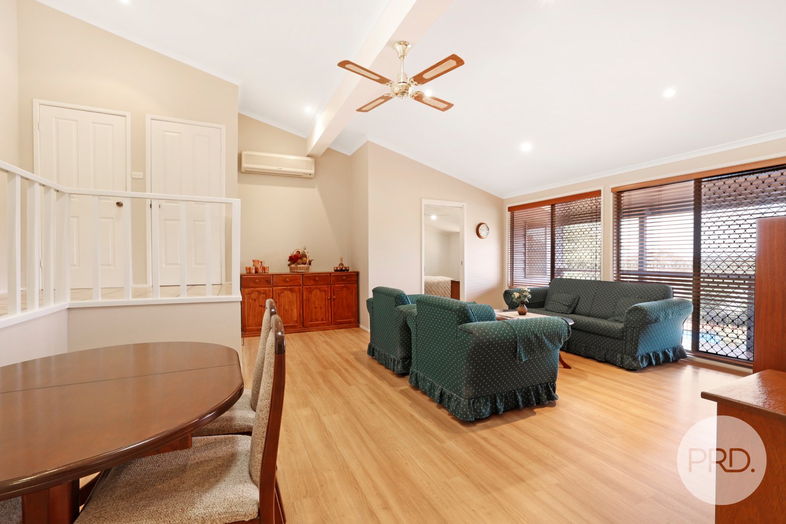 47 Valley Drive TAMWORTH 5