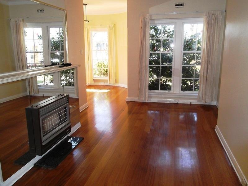 Gallery: 4/7 Wallace Avenue