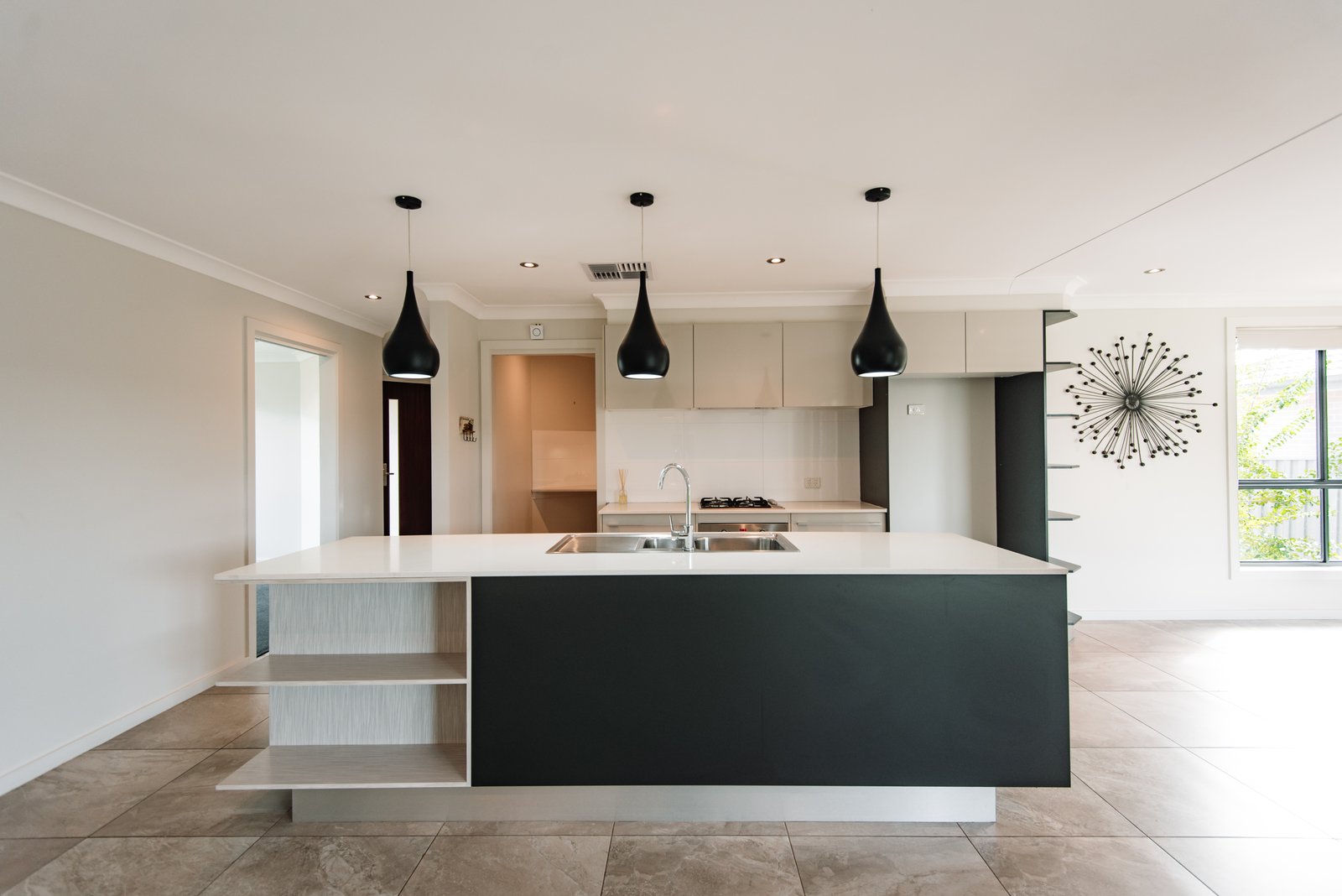 47 Warrah Drive TAMWORTH 6