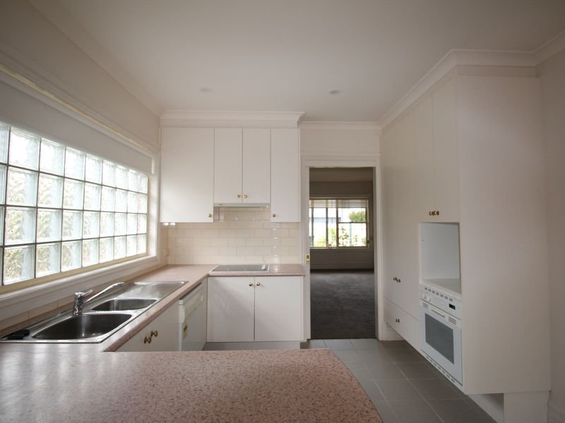 Gallery: 47 Warrigal Road