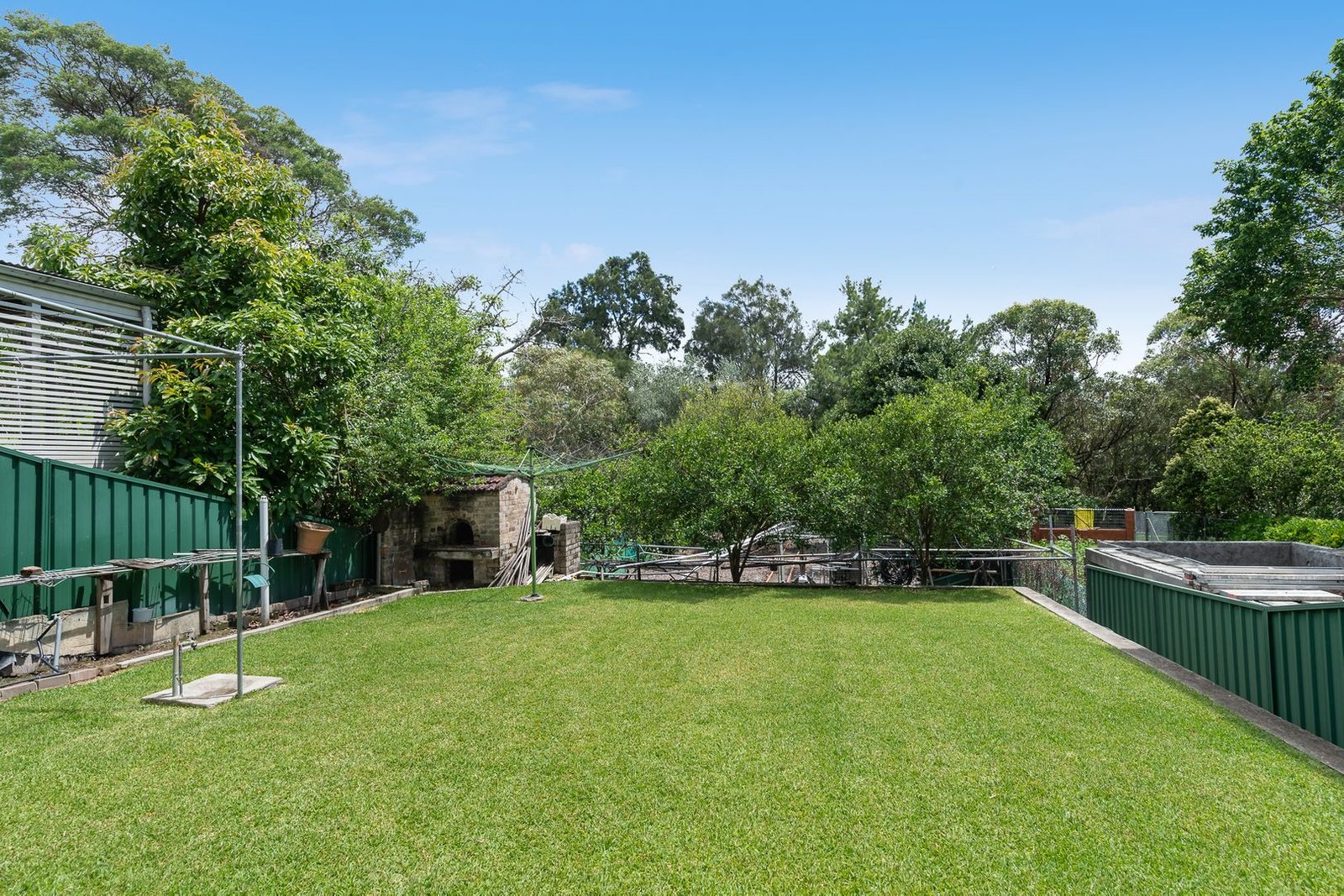 47 Waterside Crescent EARLWOOD 7