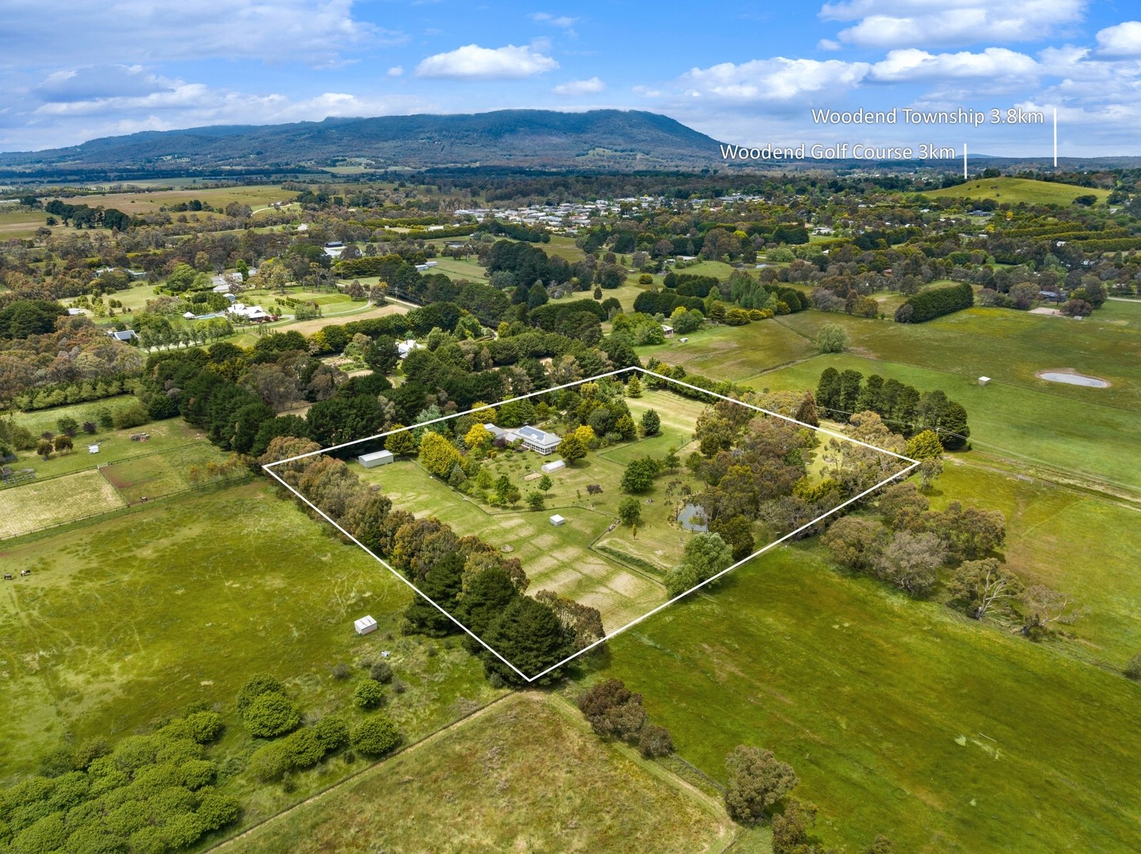 Real Estate and Property in 47 Whitelodge Road, Woodend, VIC