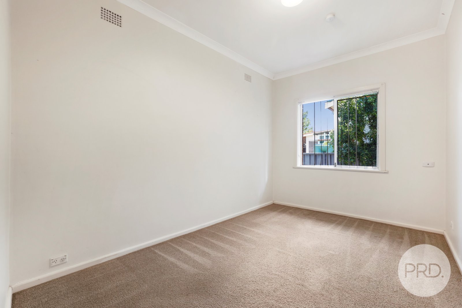 47 Wilburtree Street TAMWORTH 11