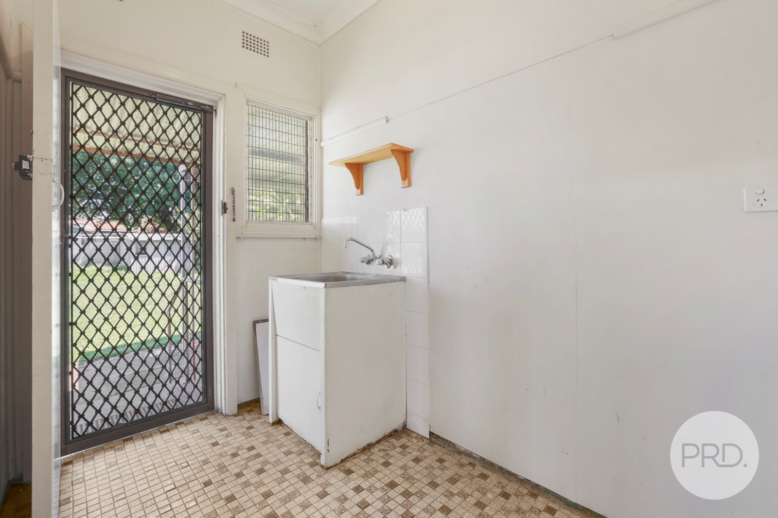 47 Wilburtree Street TAMWORTH 14