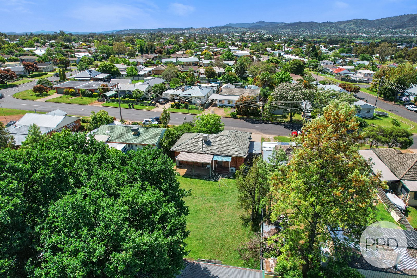 47 Wilburtree Street TAMWORTH 18