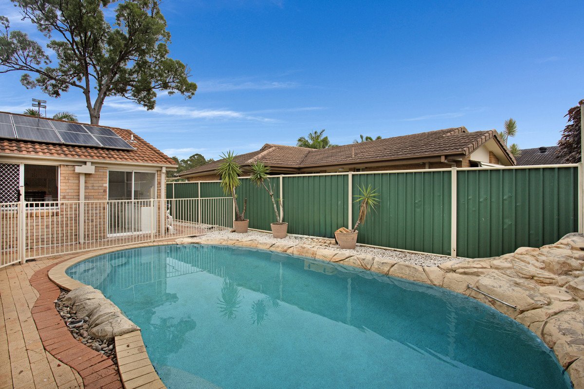 47 Woodland Drive REEDY CREEK 12