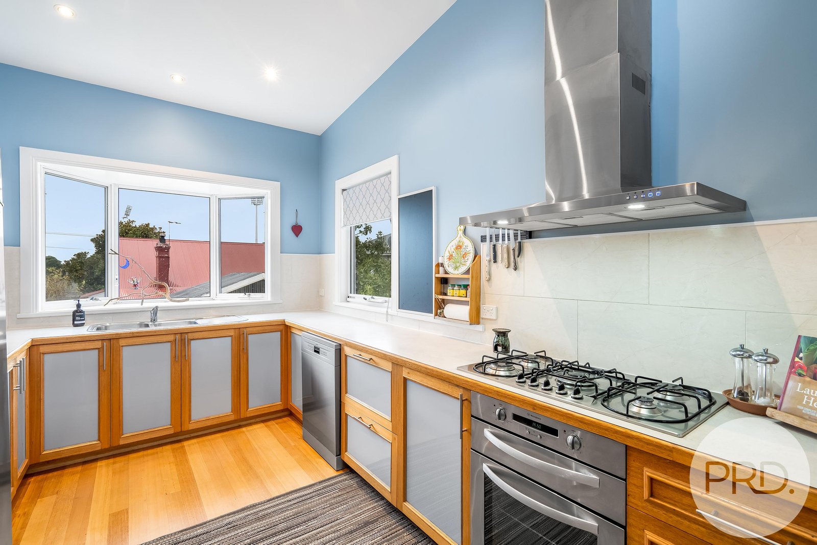 47 York Street BELLERIVE 8