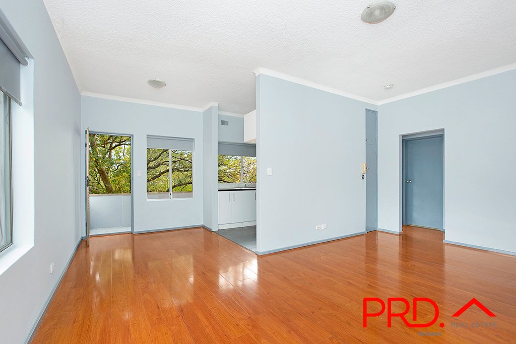 4/70-76 Carlton Parade CARLTON 2