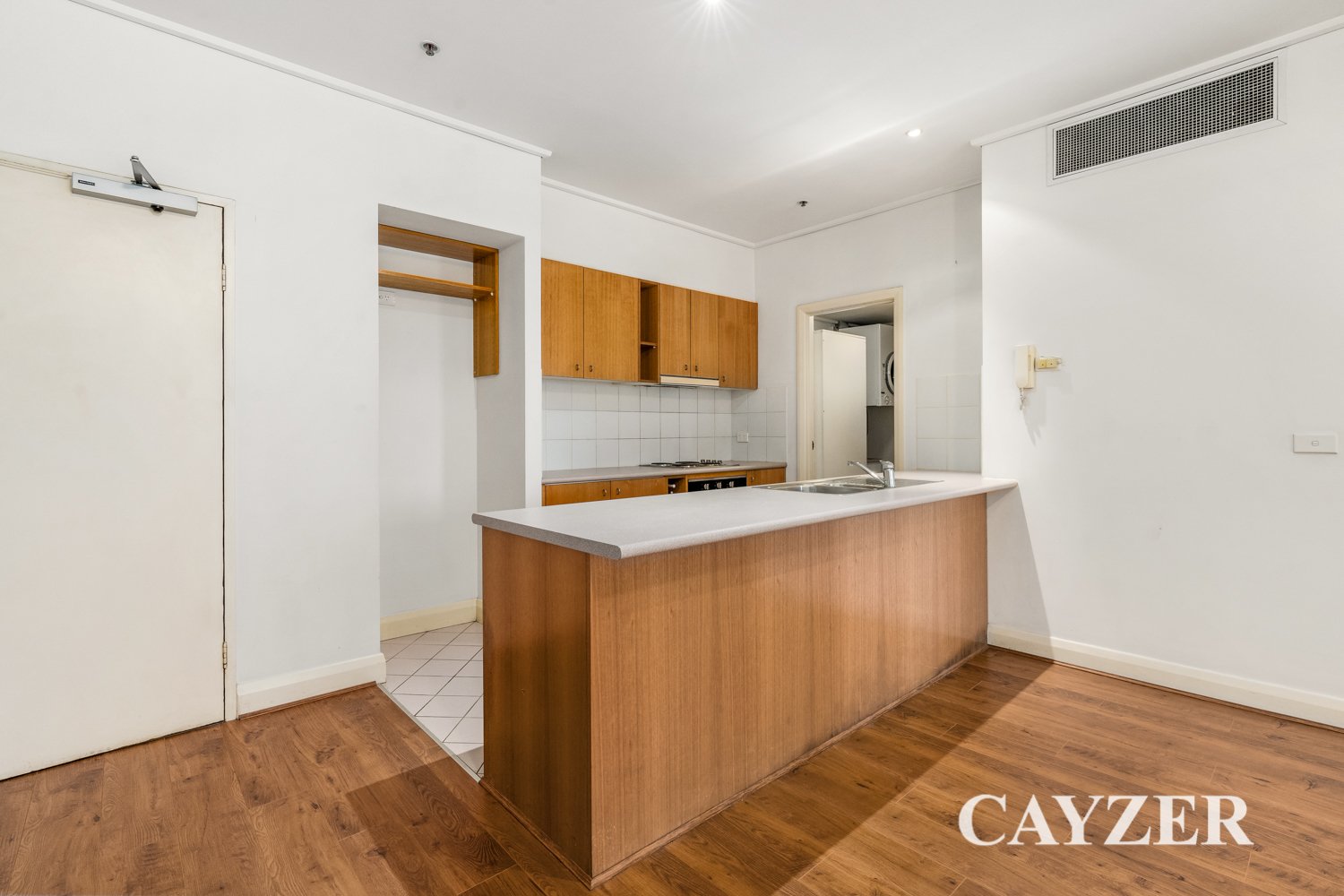 Gallery: 4/70 Albert Road