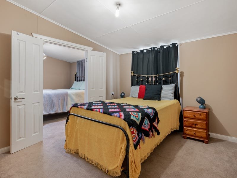 470 Great Western Highway FAULCONBRIDGE 9