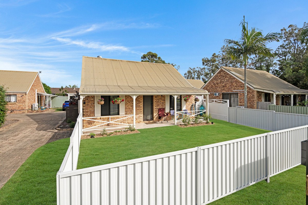 4/70 Mattocks Road Varsity Lakes 2