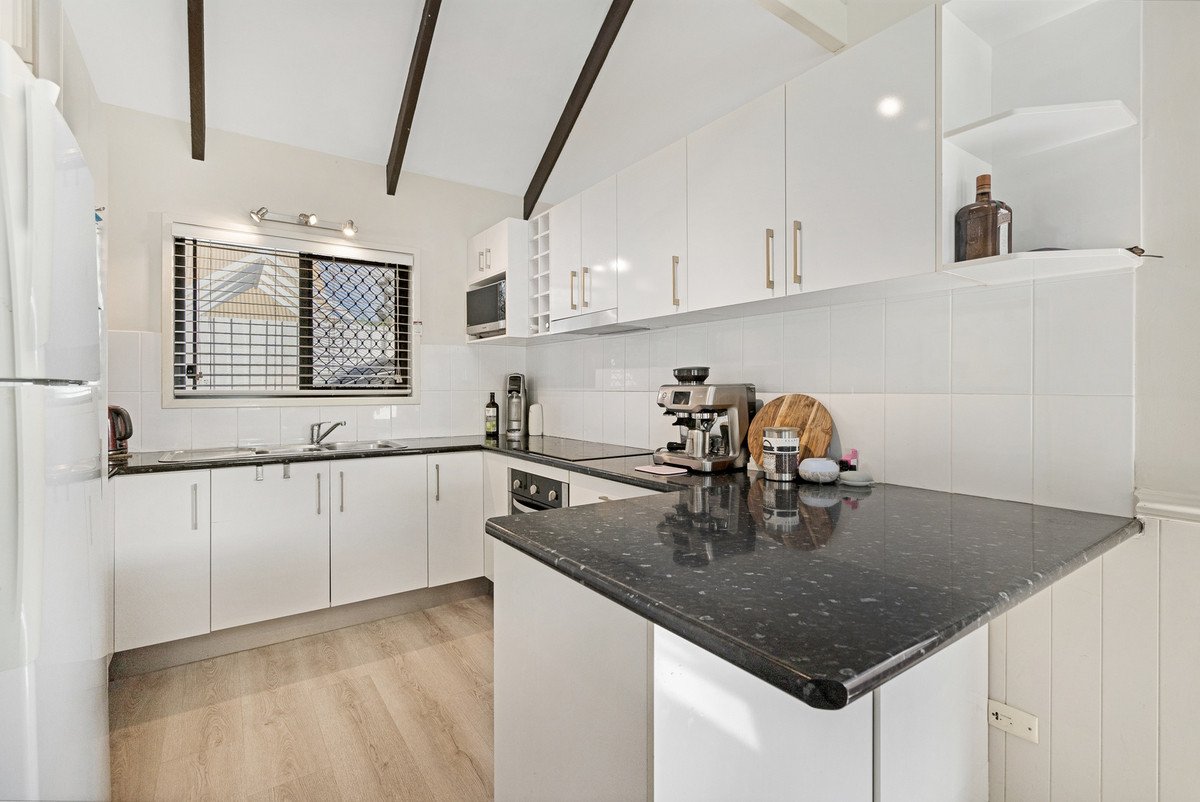 4/70 Mattocks Road Varsity Lakes 4