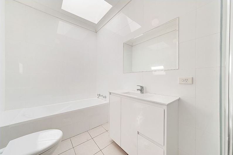 4/702-704 Anzac Parade KINGSFORD 5