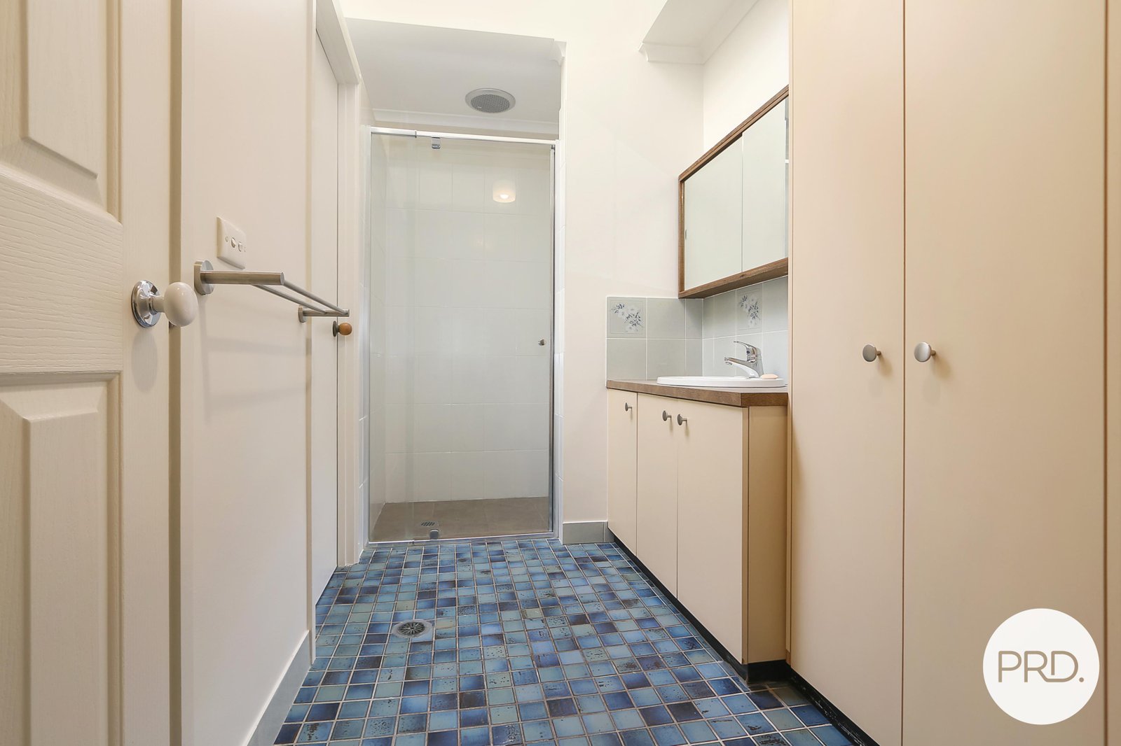 4/702 Lavis Street EAST ALBURY 8