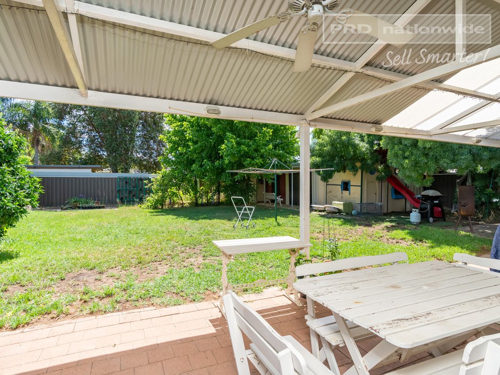 471 Lake Albert Road LAKE ALBERT 8