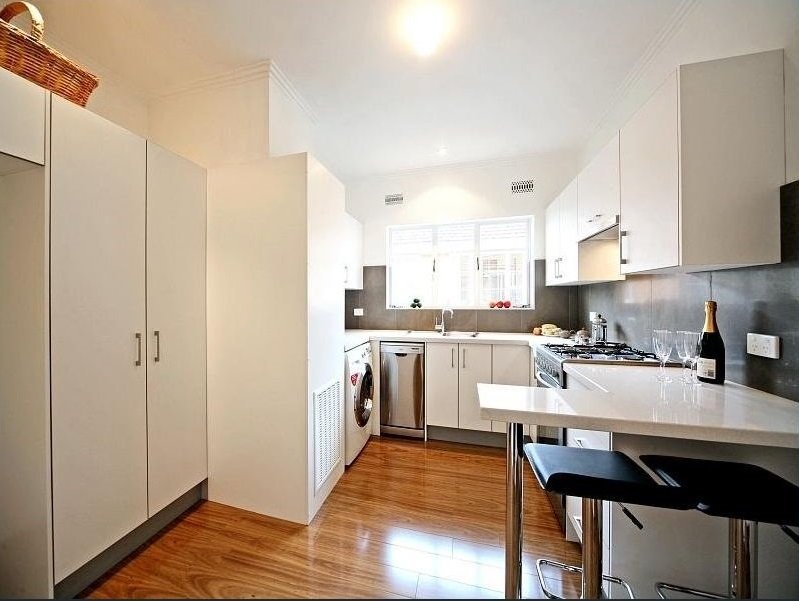 Gallery: 4/710 Orrong Road