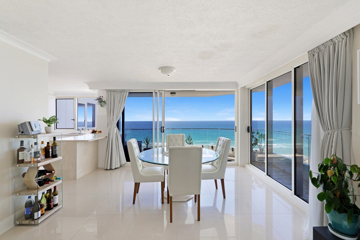 47/114 The Esplanade BURLEIGH HEADS 9