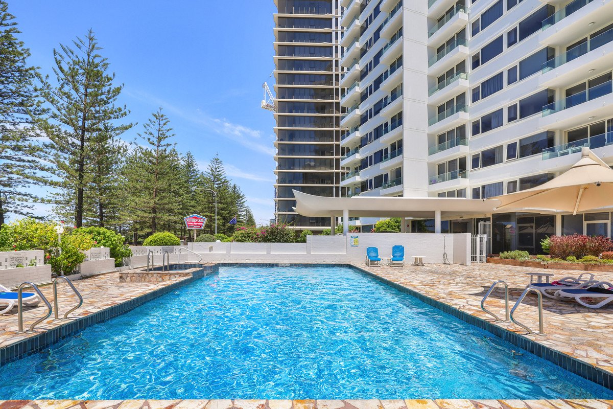 47/114 The Esplanade BURLEIGH HEADS 18