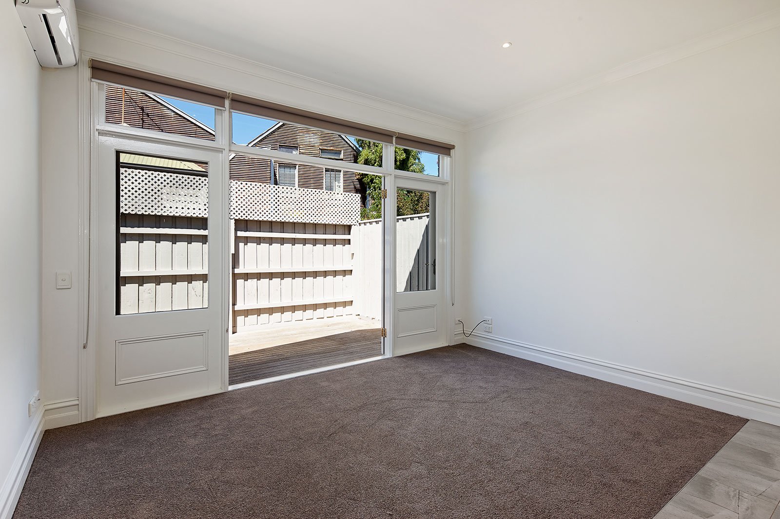 Gallery: 472 Bay Street