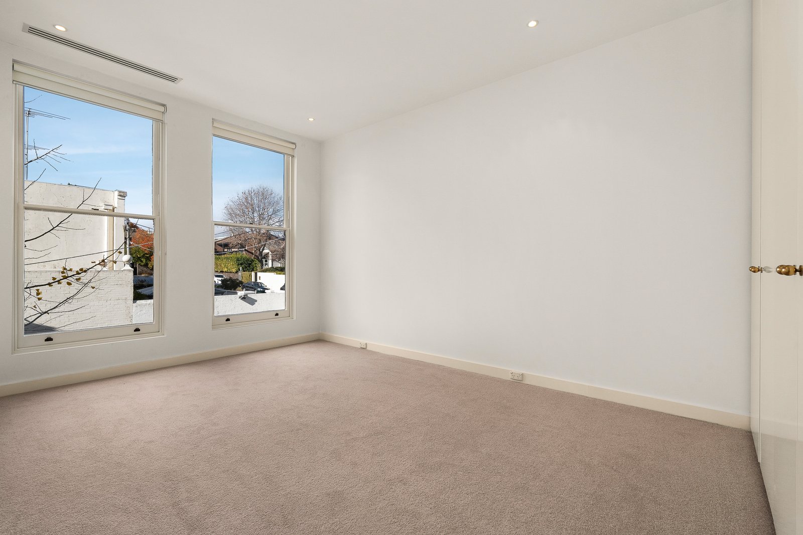 Real Estate and Property in 4/72 Mathoura Road, Toorak, VIC