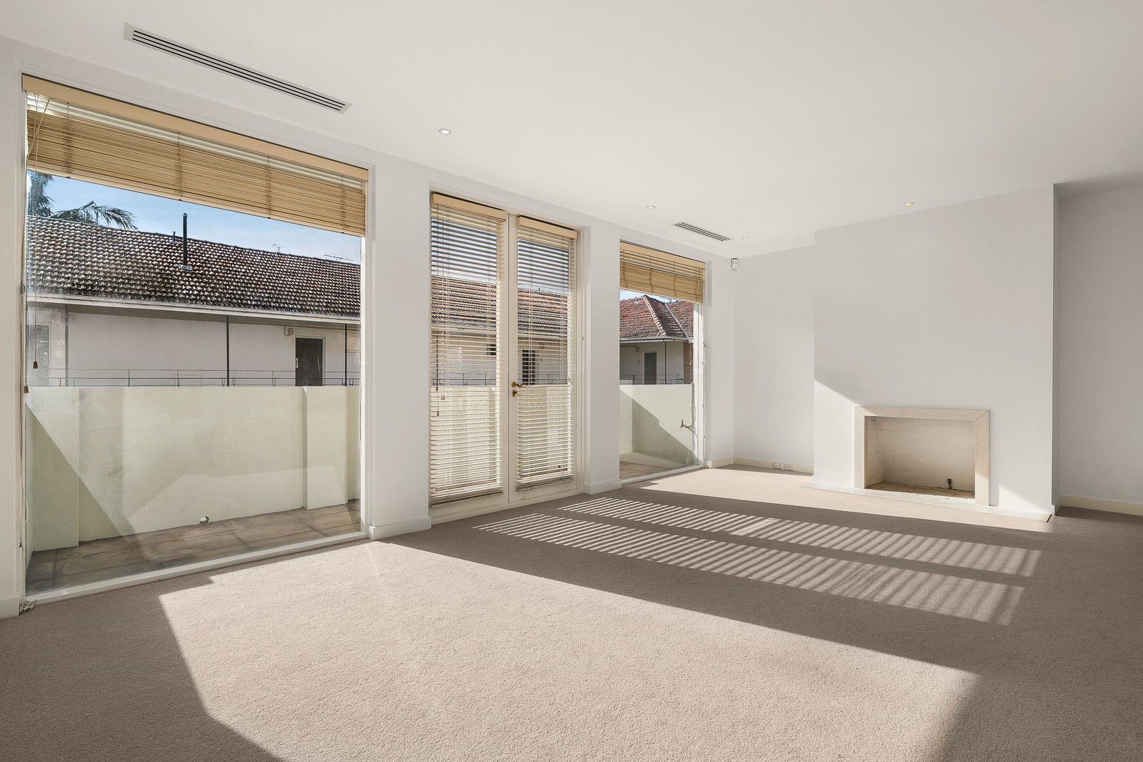 Real Estate and Property in 4/72 Mathoura Road, Toorak, VIC