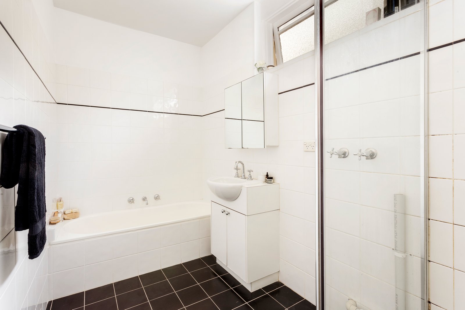 Gallery: 4/72 Westbury Street