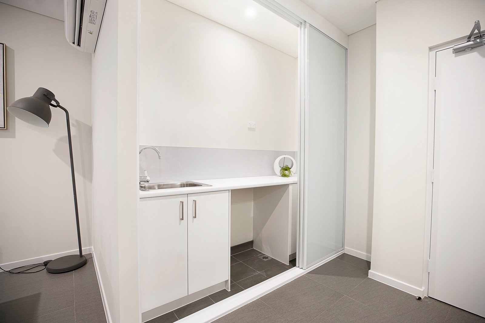 47/206-212 Great Western Highway Kingswood 10