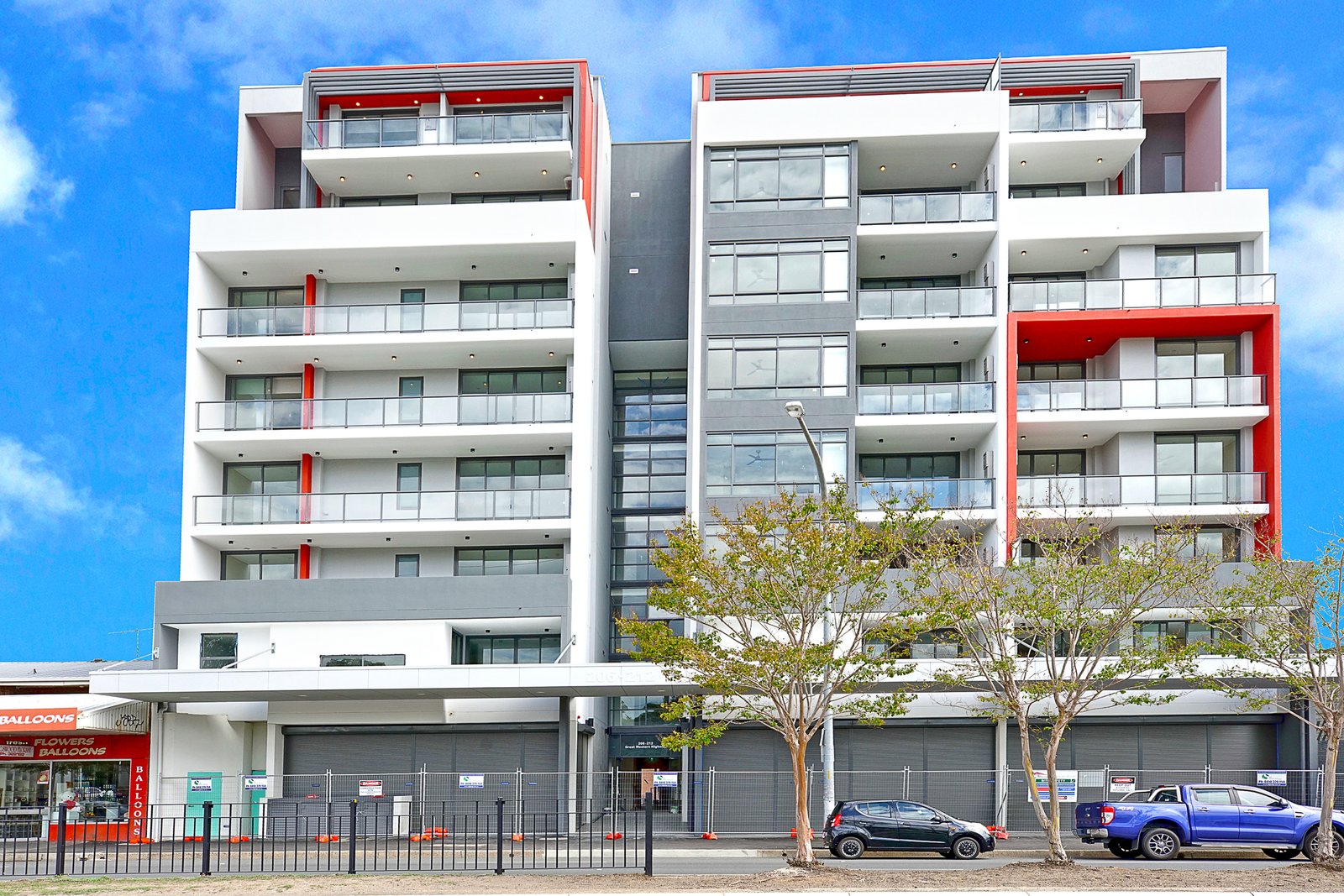 47/206-212 Great Western Highway KINGSWOOD 1