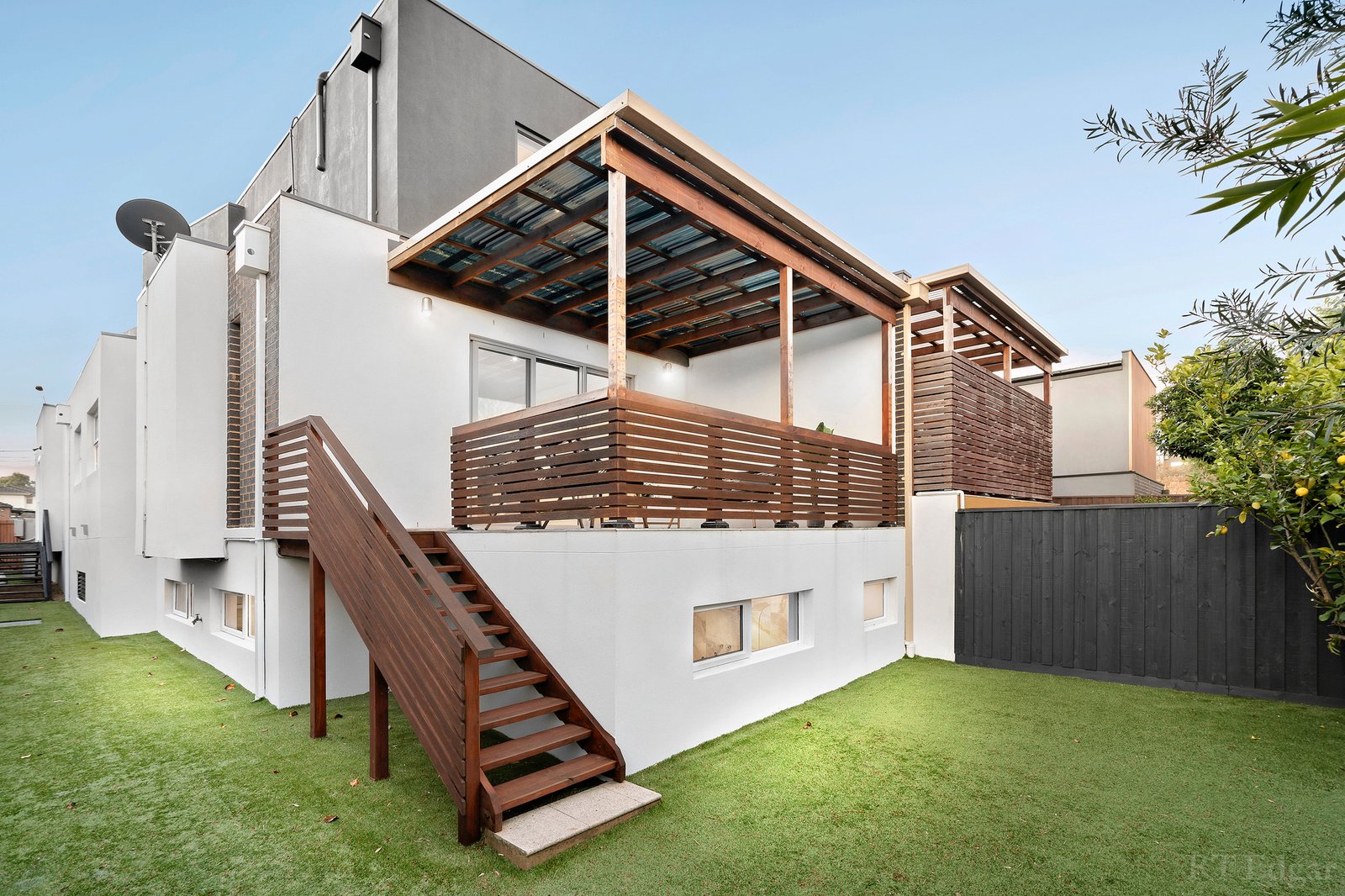 Real Estate and Property in 472A Whitehorse Road, Surrey Hills, VIC