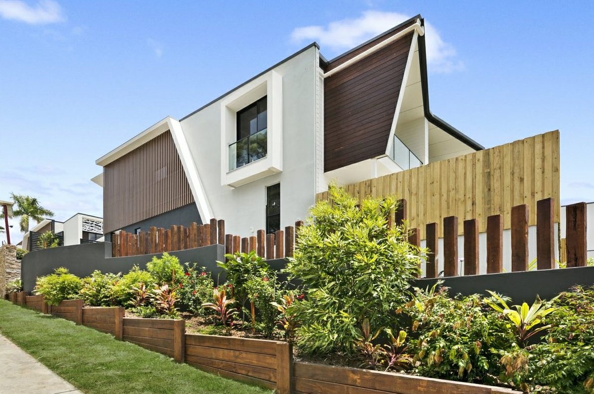4/74-76 Hillview Parade ASHMORE 11