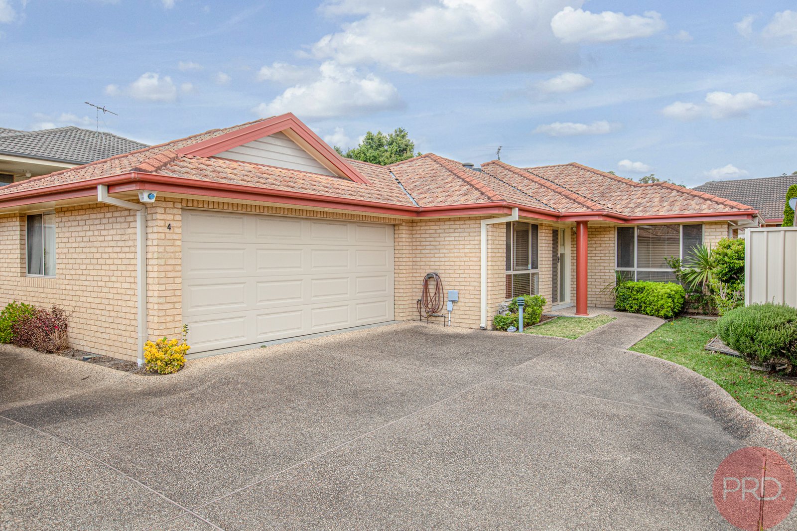 4/74-76 Worcester Drive EAST MAITLAND 1